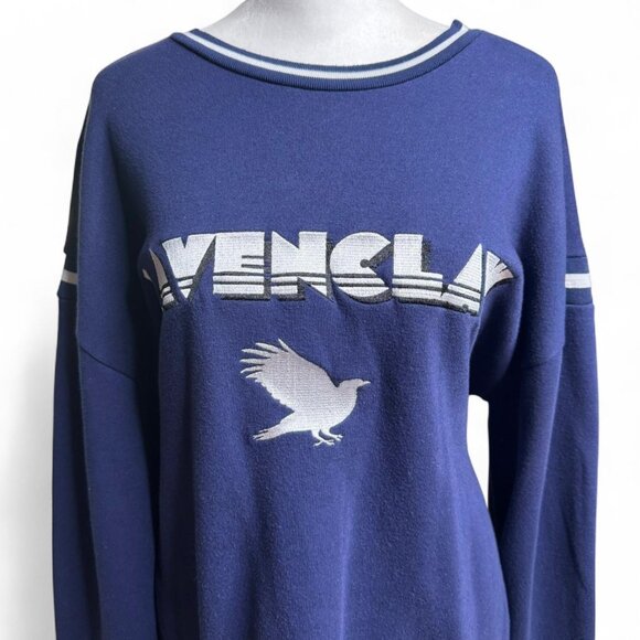 Ravenclaw Varsity Crewneck Large | BoxLunch Exclusive Harry Potter Top - Picture 5 of 8